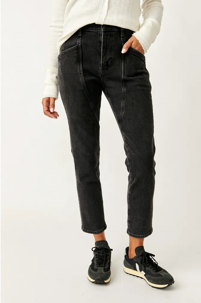 Beacon Mid Rise Slim Black Quartz