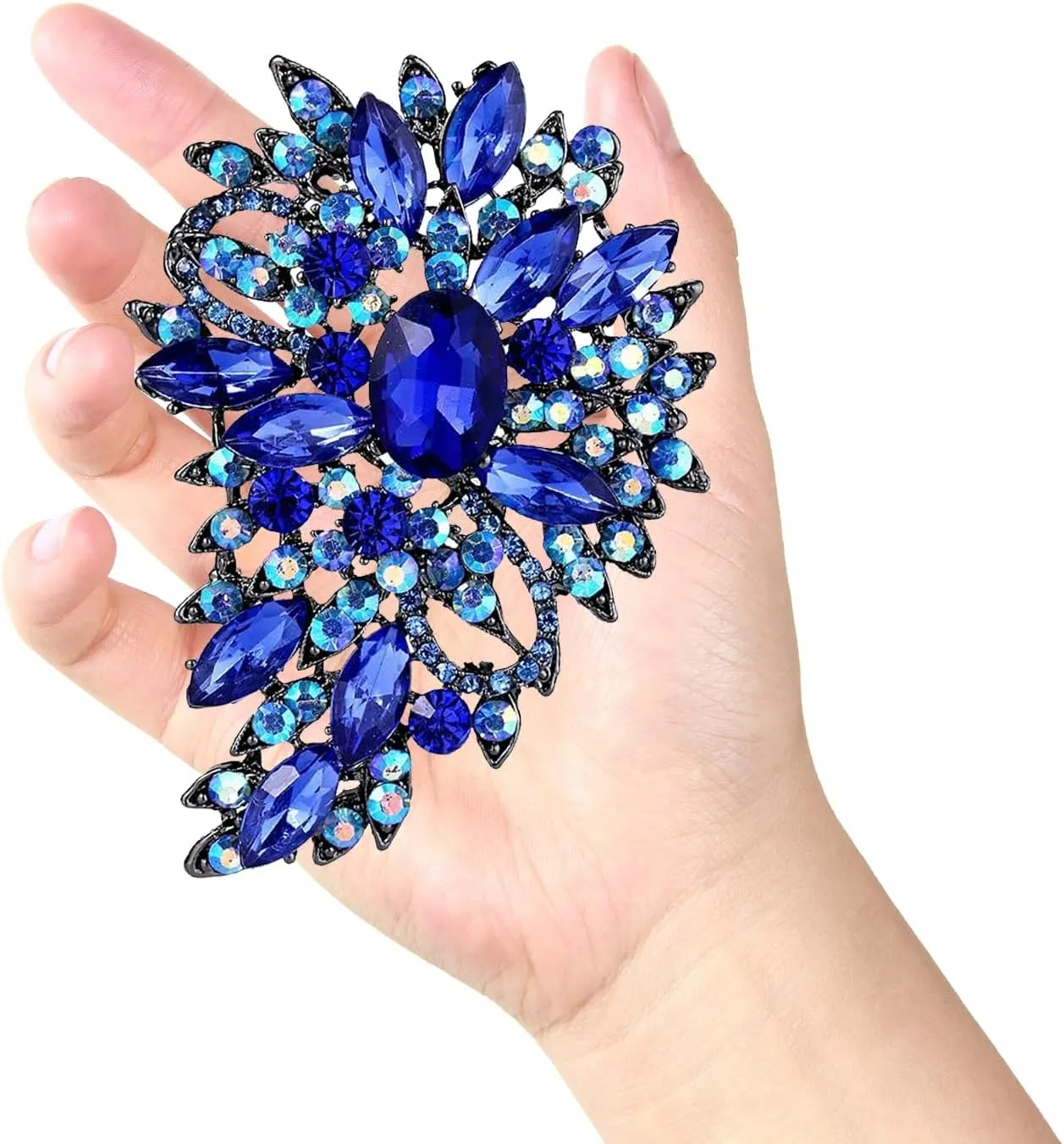 Flower Bouquet Brooch Ladies Austrian Crystal Pin Pendant Alloy Made Suitable for Wedding Dresses, Suits, Skirts, Everyday wear